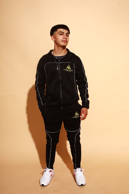 Chaotic Reflective Set